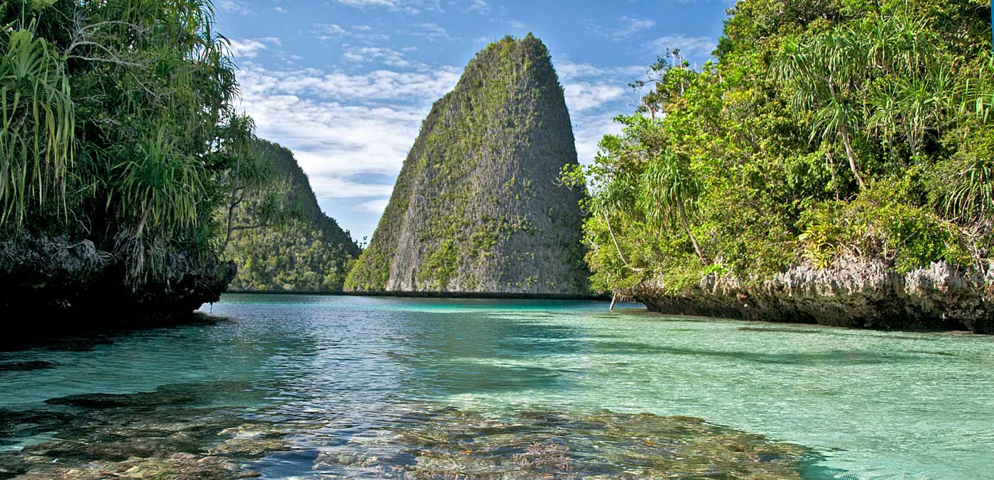 Clear water in Raja Ampat
