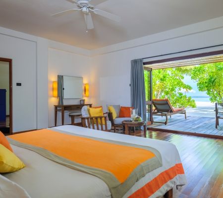 Mirihi Beach Suite Interior