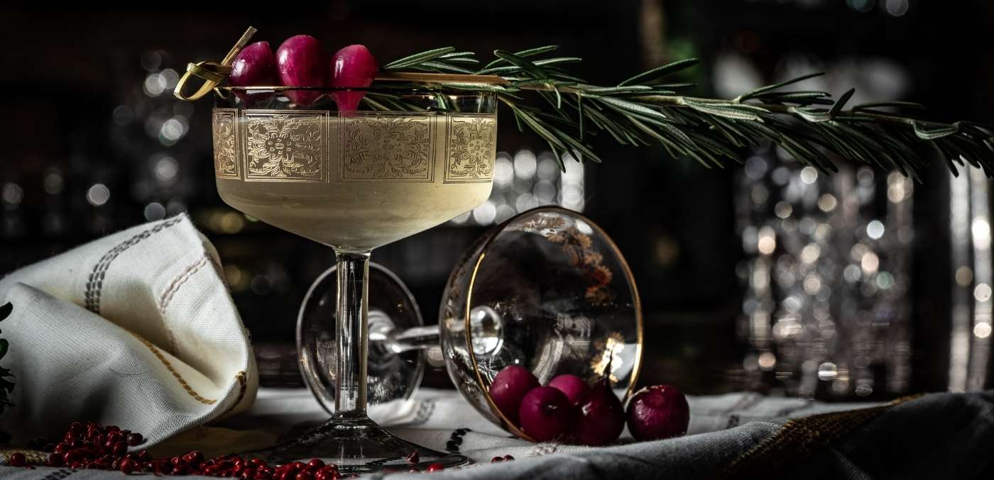 Cocktail hour at Strong Water Anaheim © James Tran