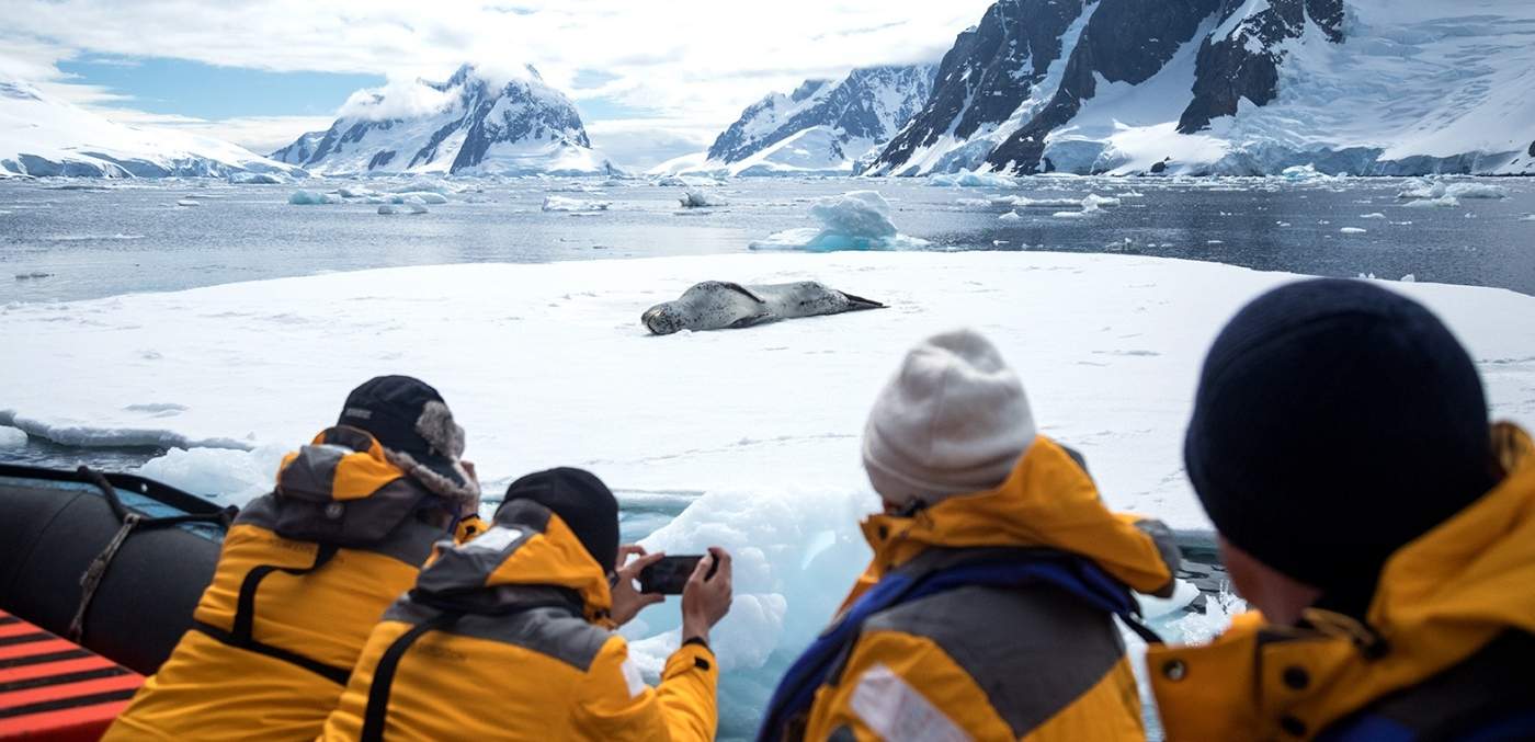 © Quark Expeditions/Acacia Johnson